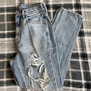 American Eagle mom jeans